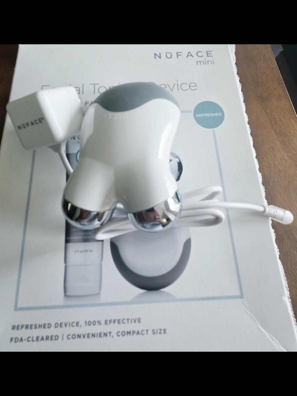 Nuface Mini Facial Toning Device - White & Silver